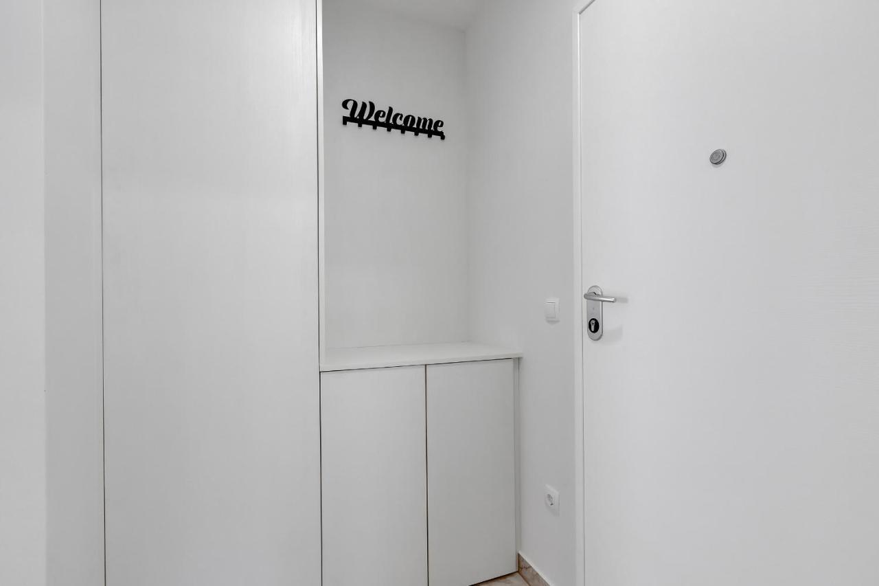 Apartment M&L Макарска Экстерьер фото