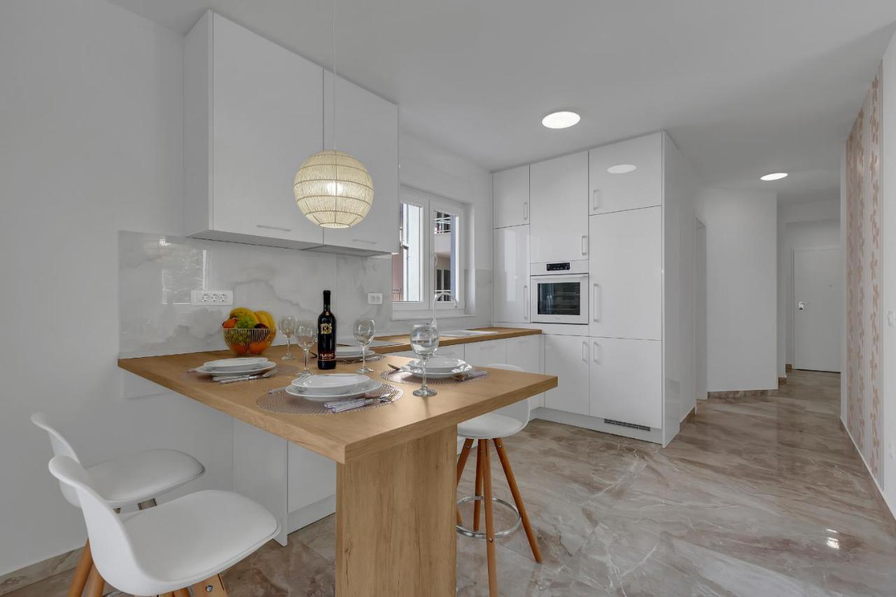 Apartment M&L Макарска Экстерьер фото